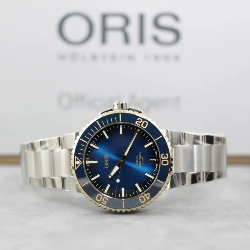 Oris Aquis AutoMatic  Date Calibre 400 Blue Dial Men's Watch  0140077696355